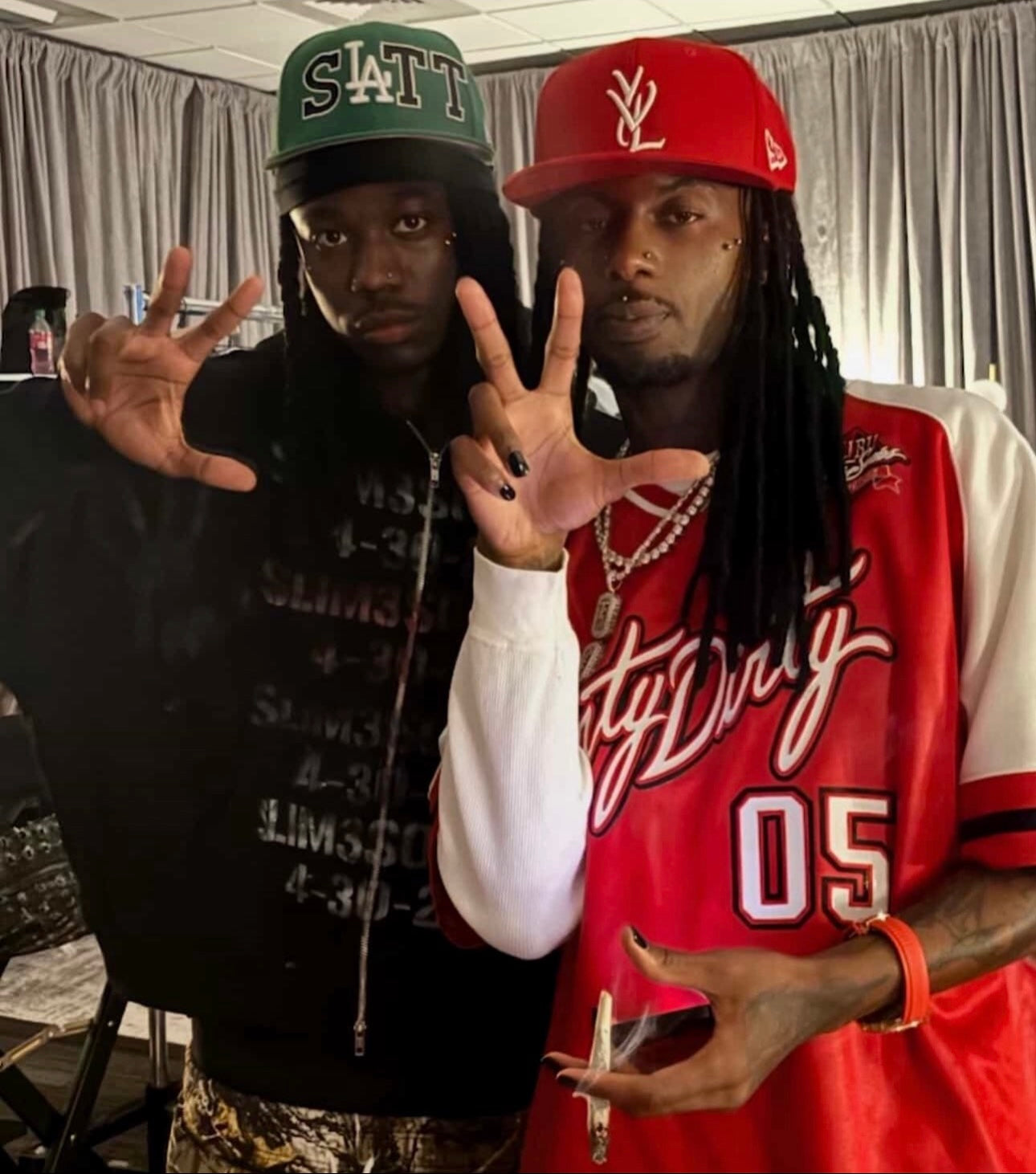 sLAtt Fitted Hat